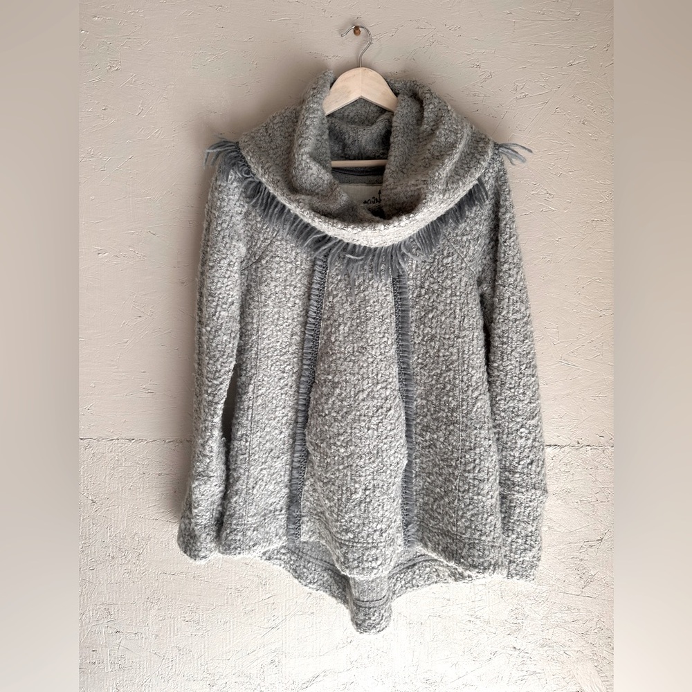 Angel of the North pullover sweater